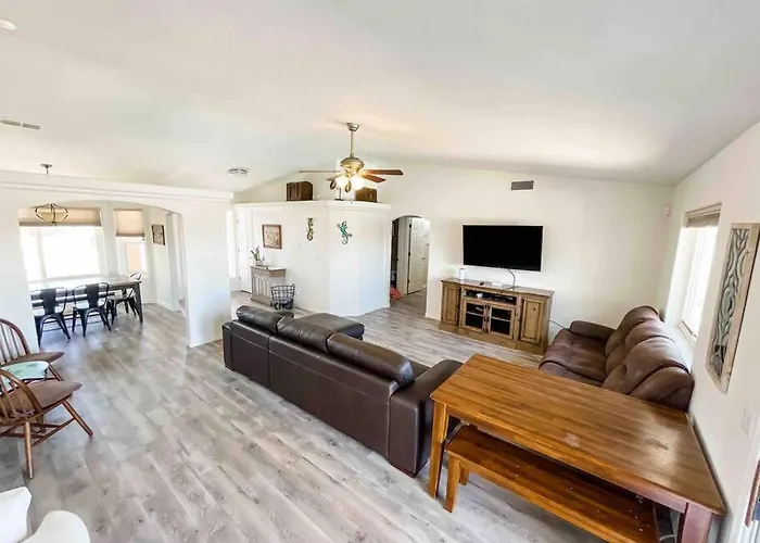 Hébergement de vacances Private View On The Side Of 95! Sleeps 16 Lake Havasu City