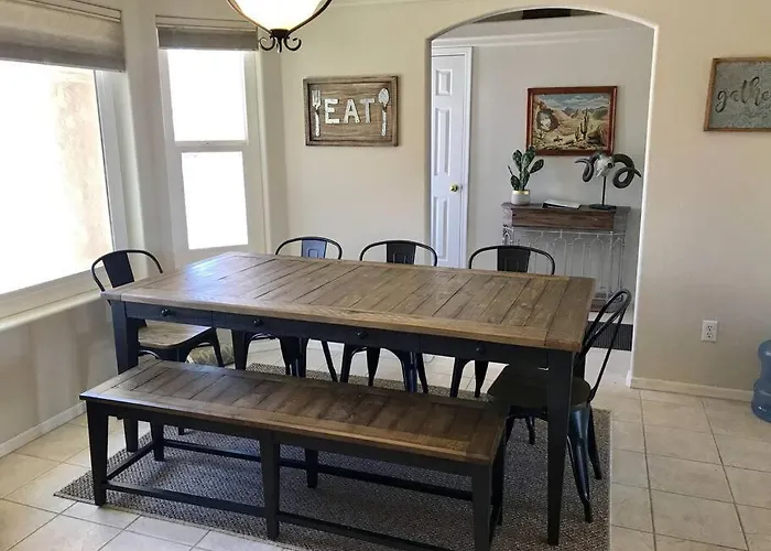 Private View On The Side Of 95! Sleeps 16 * Lake Havasu City